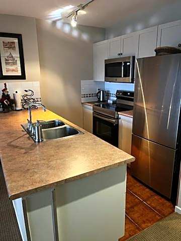 Town Plaza Suites by Golden Dreams