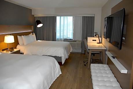 Queen Room with Two Queen Beds and Roll-In Shower - Non-Smoking with Executive Lounge Access