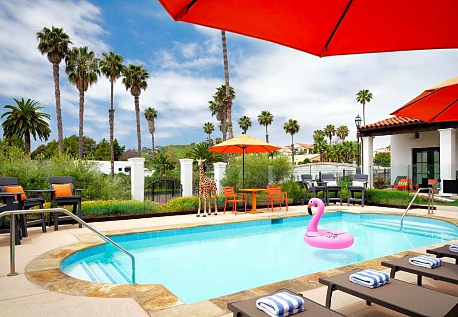 Moxy Santa Barbara
