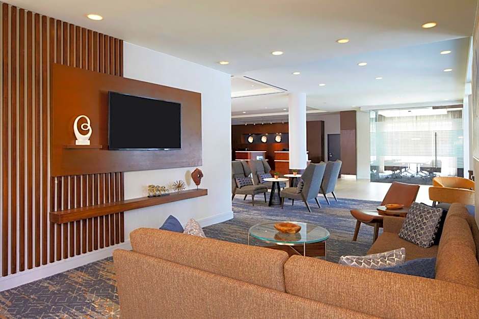 Courtyard by Marriott Los Angeles LAX/Century Boulevard