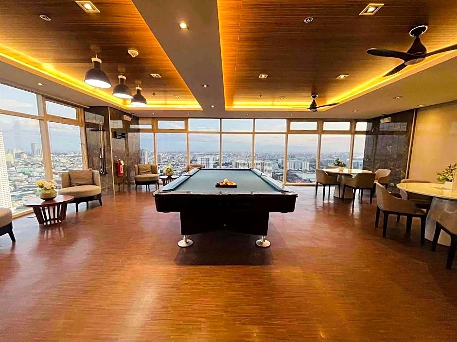 SMDC Coast Residences near PICC