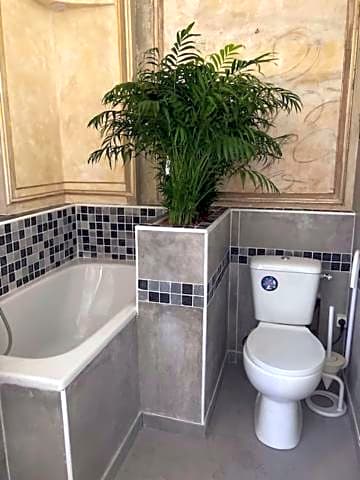 Hotel Du Marquis De Broc – Le Mans, AR