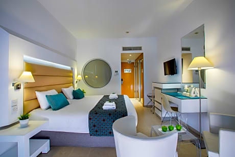 Twin/ Double Room Inland View