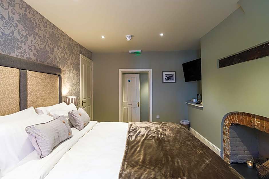 Greyhound Inn Wilton