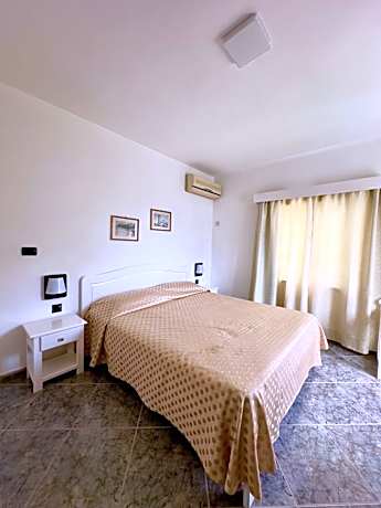 Elegance Apartment with Pool View - Second Floor