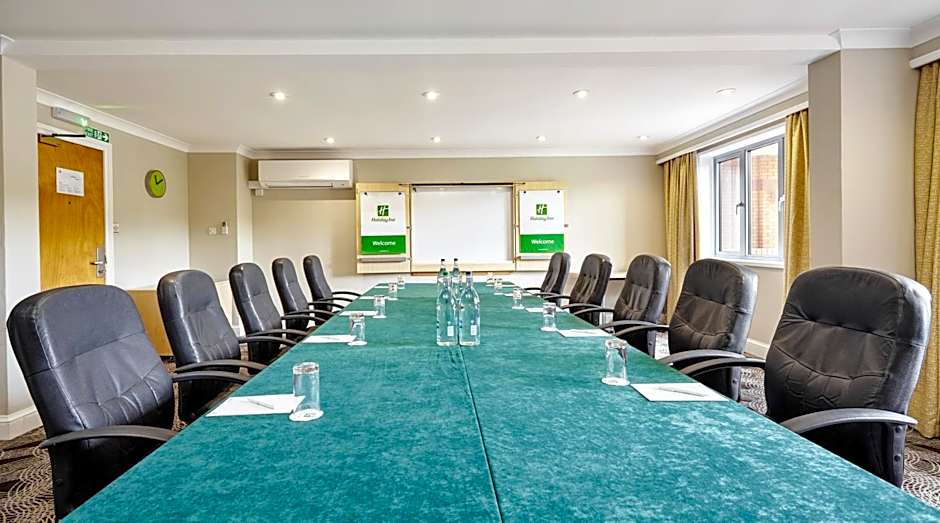 Holiday Inn Cardiff - North M4 By IHG
