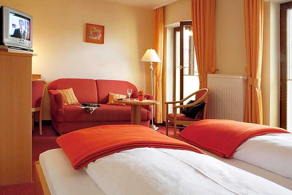 Hotel Rose Heidelberg inklusive Frühstück, Saunanutzung und Parkplätze nach Verfügbarkeit