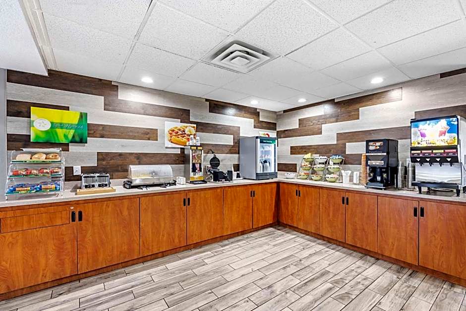 Quality Inn Clarksville - Exit 11