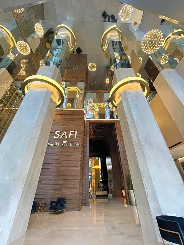 Safi Royal Luxury Metropolitan