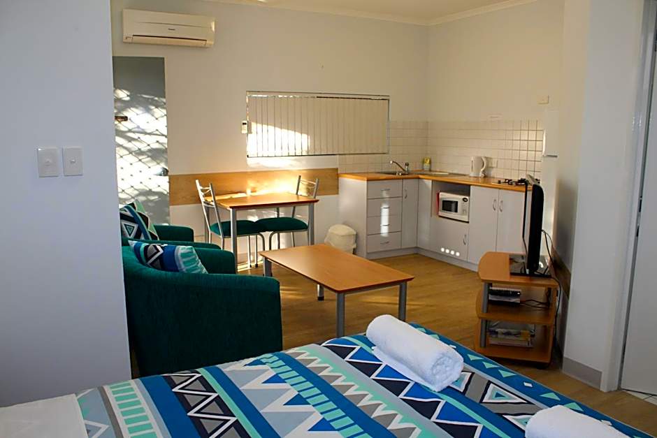 Mandurah Ocean Marina Chalets