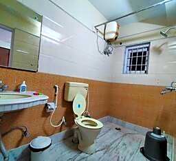 Anamitra Guest House