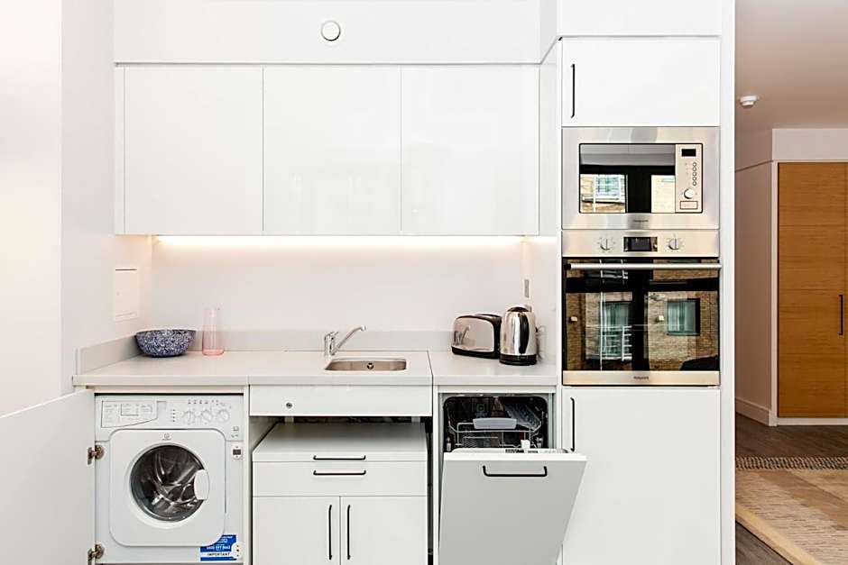 Rockwell East-Tower Bridge