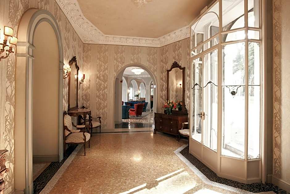 Hotel Villa Flori