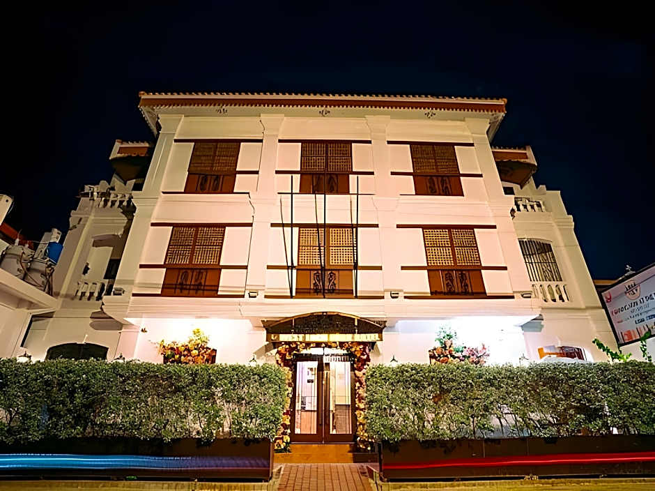 West Loch Park Hotel Vigan