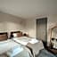 Old Mill Hotel & Lodge