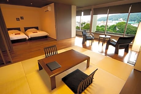Premier Twin Room with Tatami Area and Hot Spring Bath