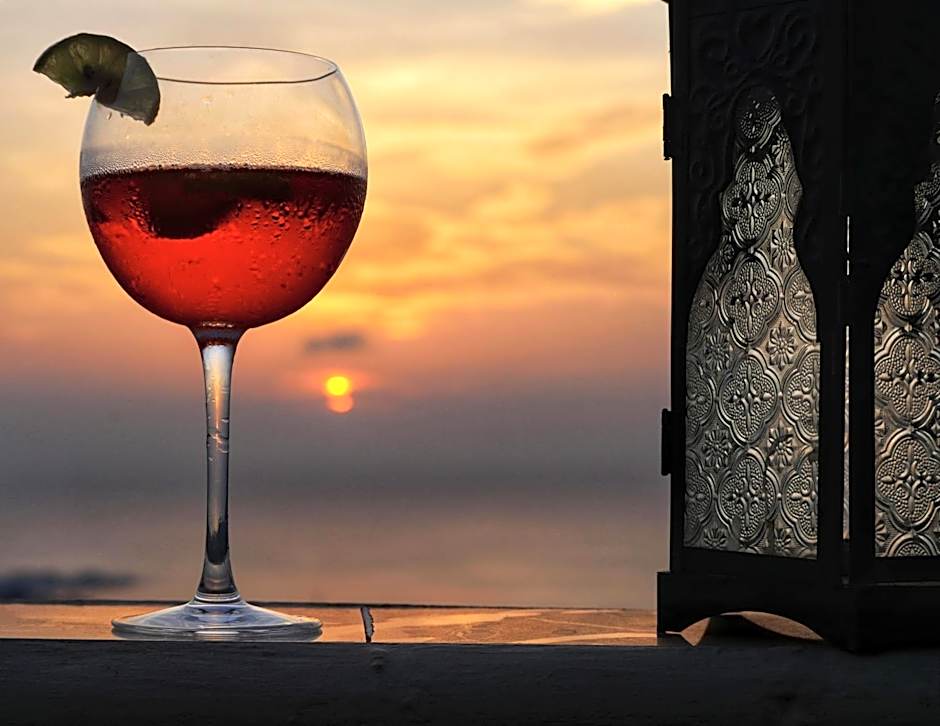 The Country Lodge Hotel