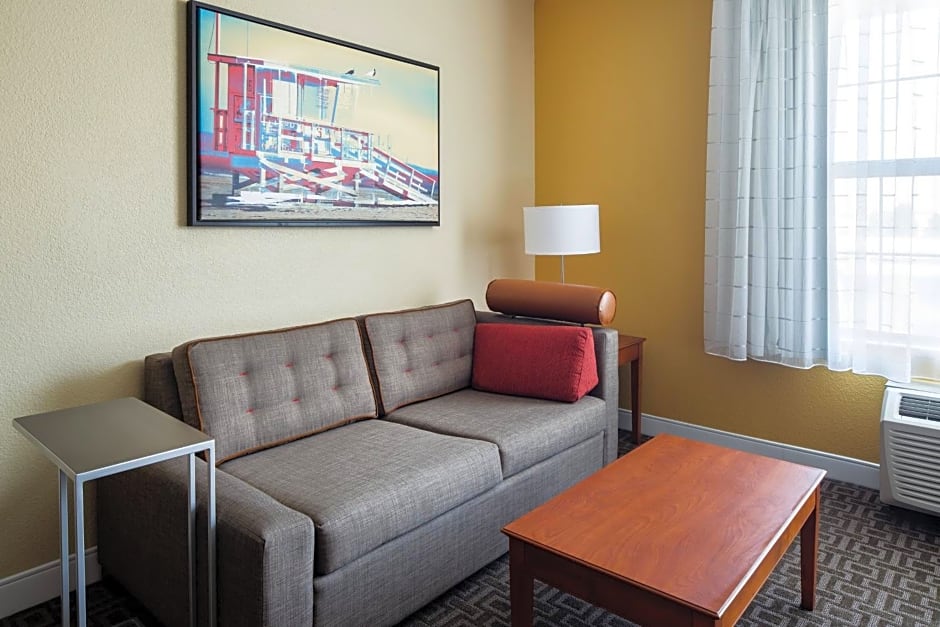 TownePlace Suites by Marriott Los Angeles LAX/Manhattan Beach