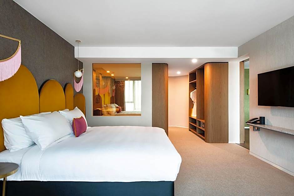 Ovolo Brisbane Fortitude Valley, a Wyndham Hotel