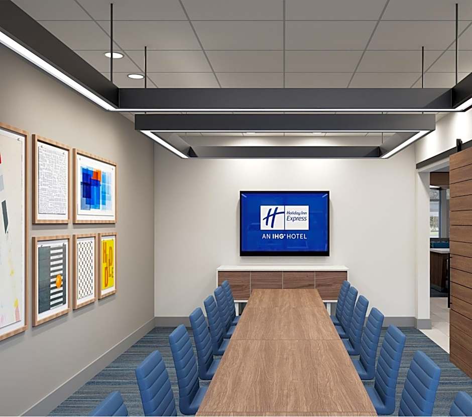 Holiday Inn Express And Suites Bronx NYC By IHG