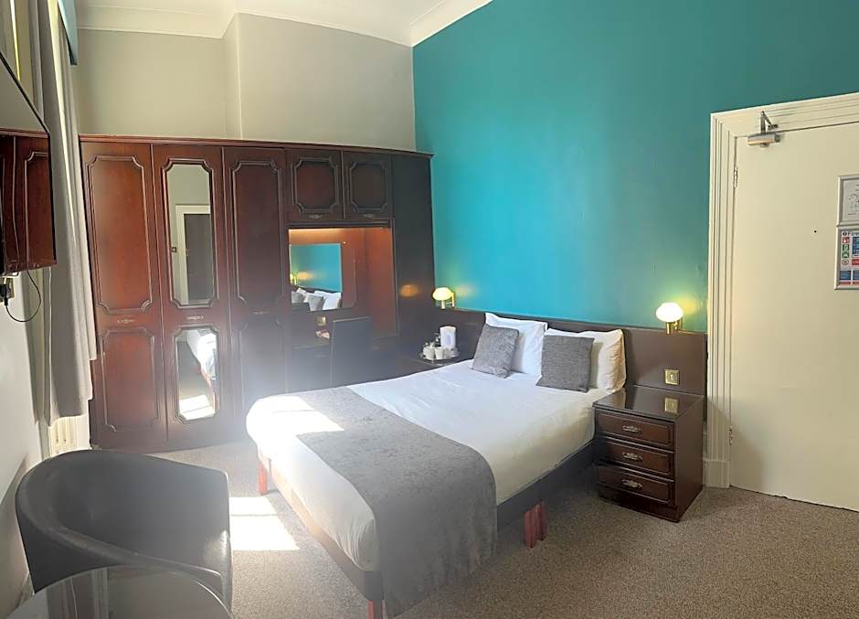 Royal Clifton Hotel