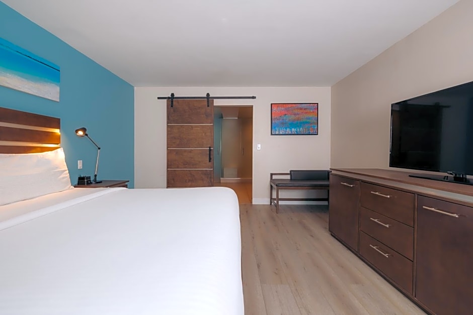 The Cove Hotel