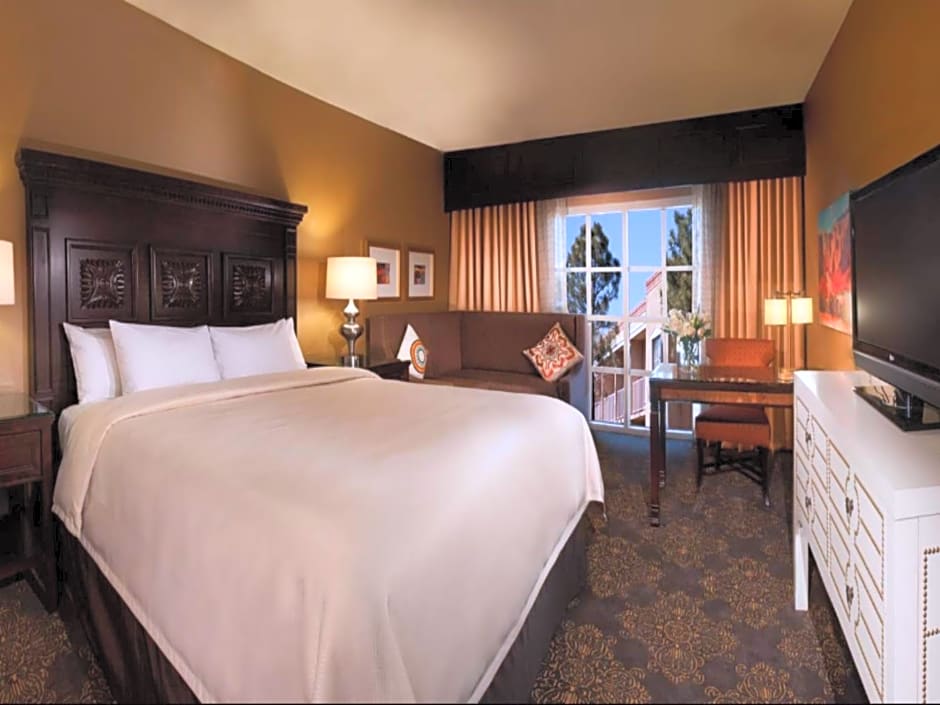 Hilton Santa Fe Historic Plaza