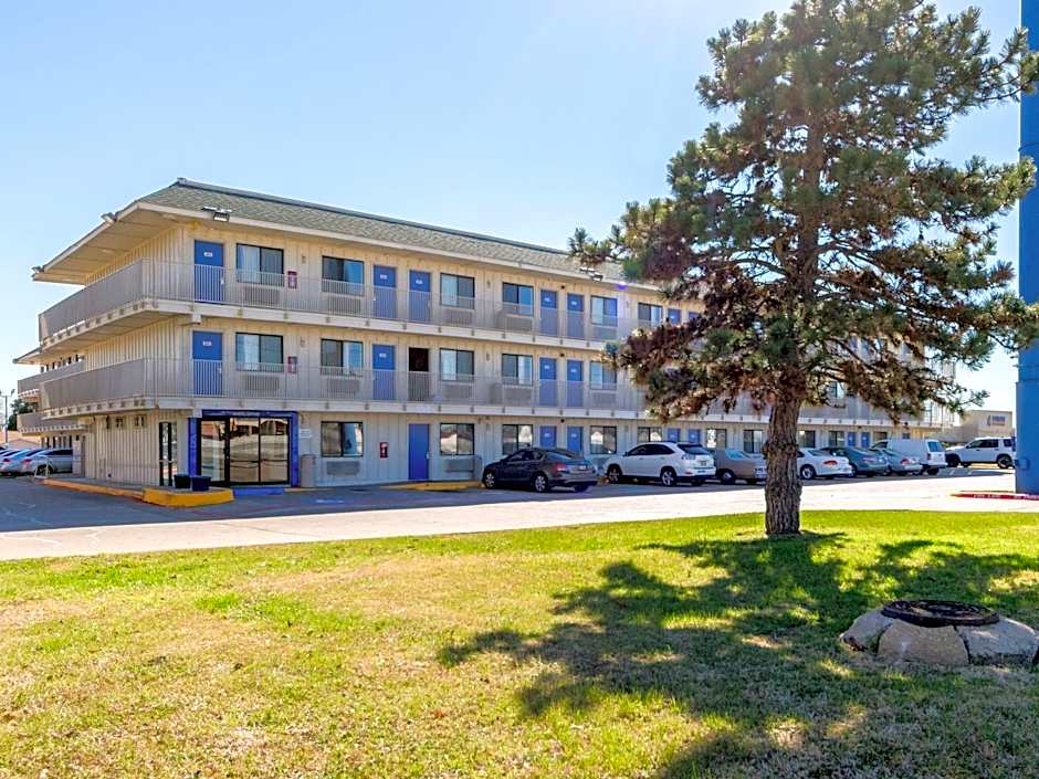 Motel 6-Garland, TX - Dallas