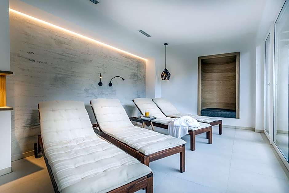 Heart Hotel Grischuna