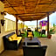 Hotel 12 BEES by Kavia