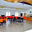 Days Inn & Suites by Wyndham Lubbock Medical Center