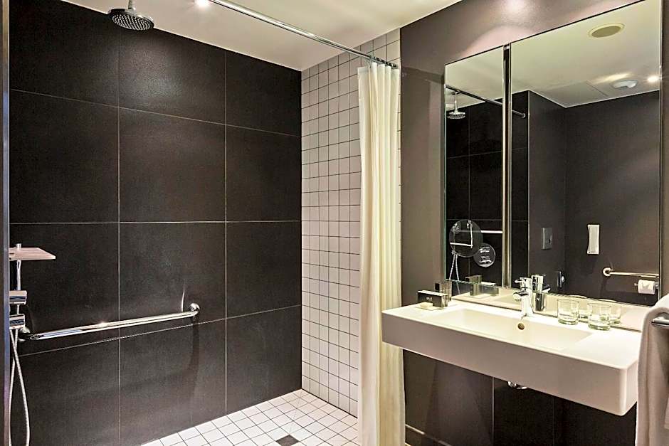 Melia Paris La Defense