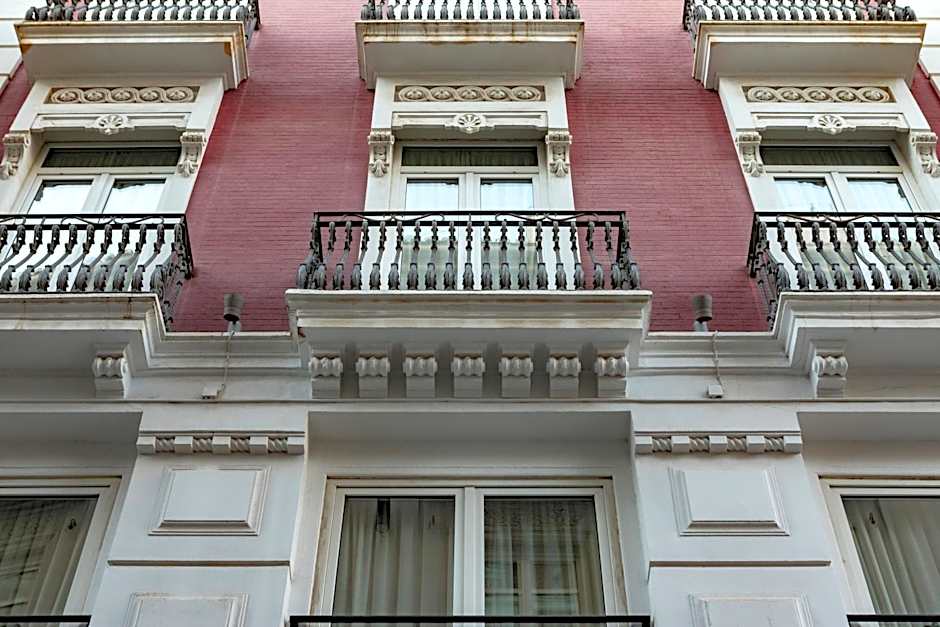 Petit Palace Plaza de la Reina