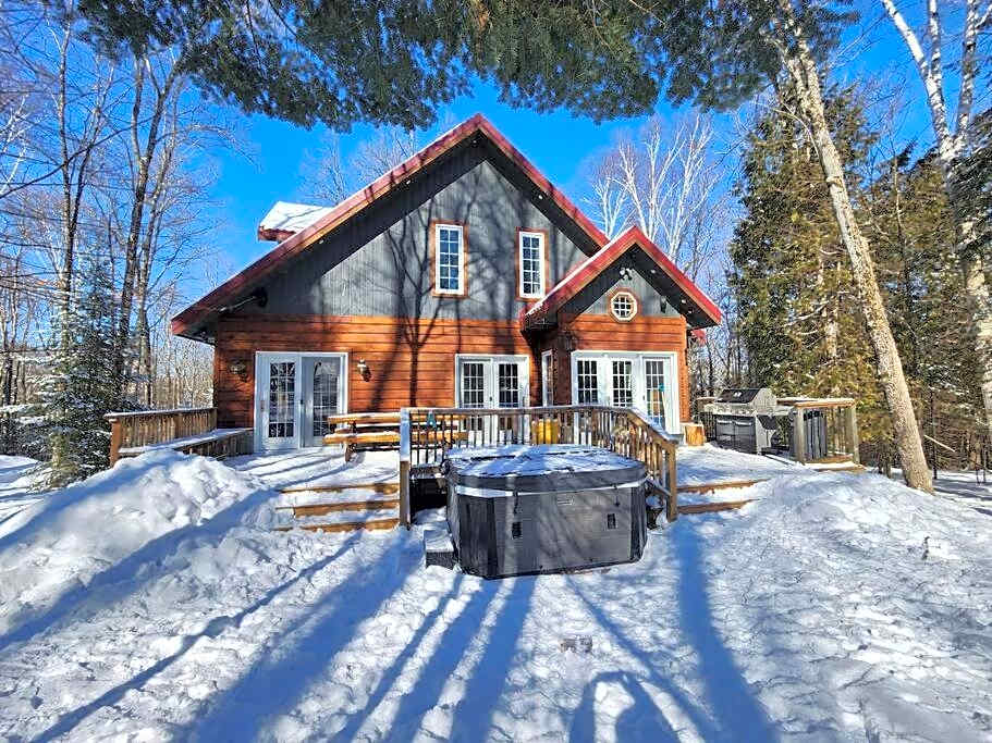 Dingle Run Lodge at Sir Sam's