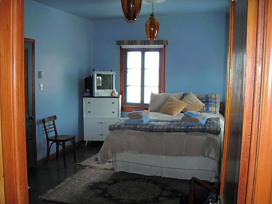 Gîte des Hauteurs et Café de la place