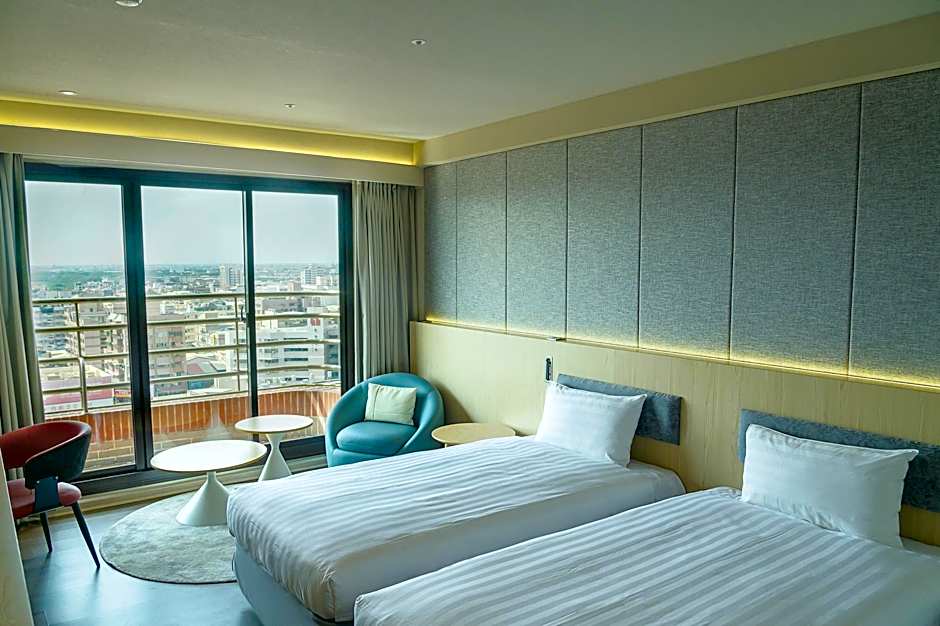 Metro Hotel