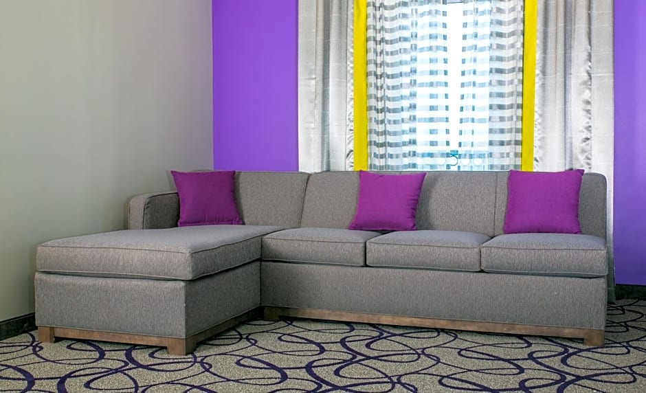 Holiday Inn Express & Suites Garland E - Lake Hubbard I30 By IHG