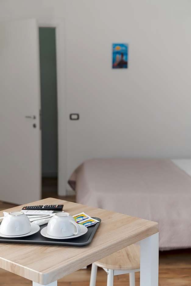 Naples Gateway Rooms