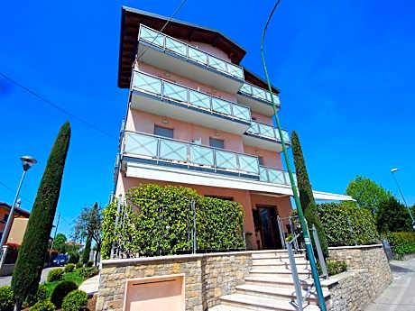 Hotel Clarin 14 by Dori