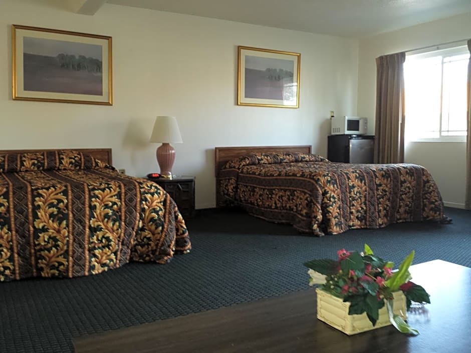 New Kansan Motel