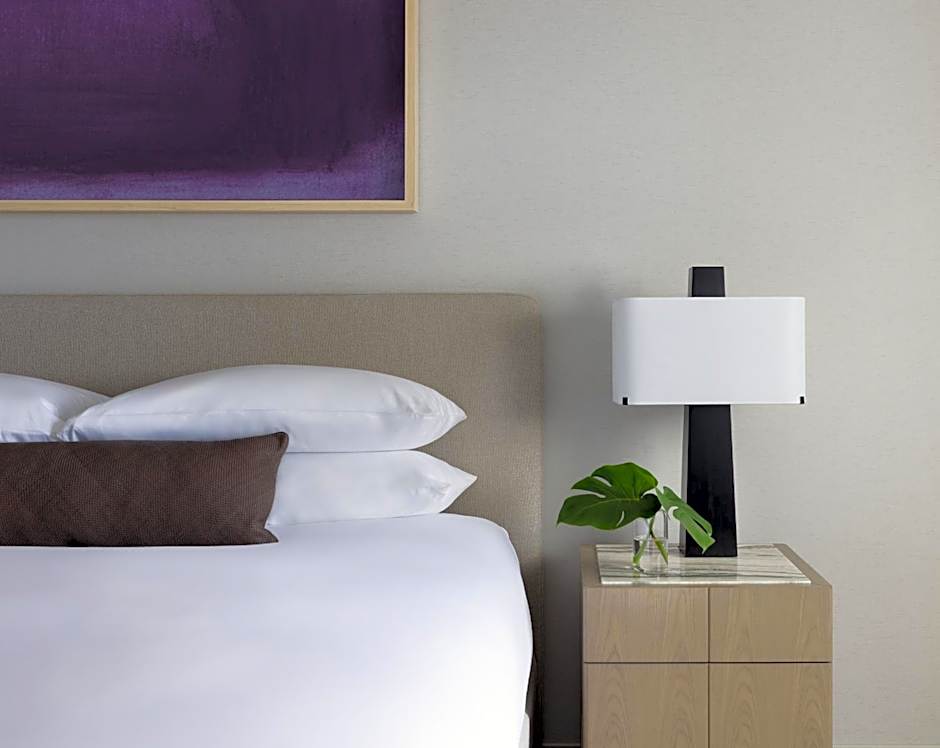 Kimpton Claret Hotel By IHG