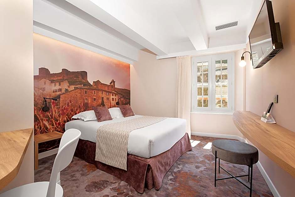 Hôtel Restaurant Le Relays du Chasteau - Logis Hôtel