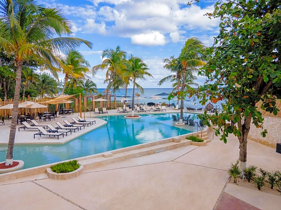 The Beachfront by The Fives Hotels - All Inclusive A la Carte - Adults Only