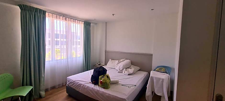 Pacific Orient Hotel
