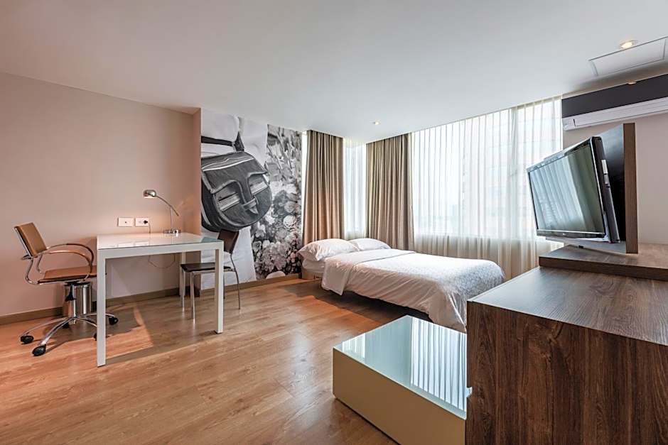 Hotel Holiday Inn Express & Suites Medellin By IHG