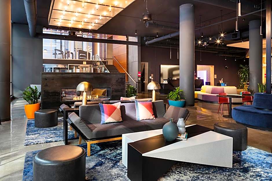 Aloft Chicago Mag Mile