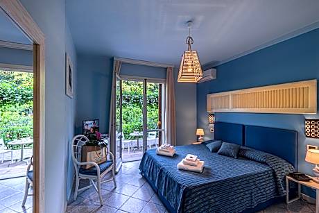Double or Twin Room with Garden View