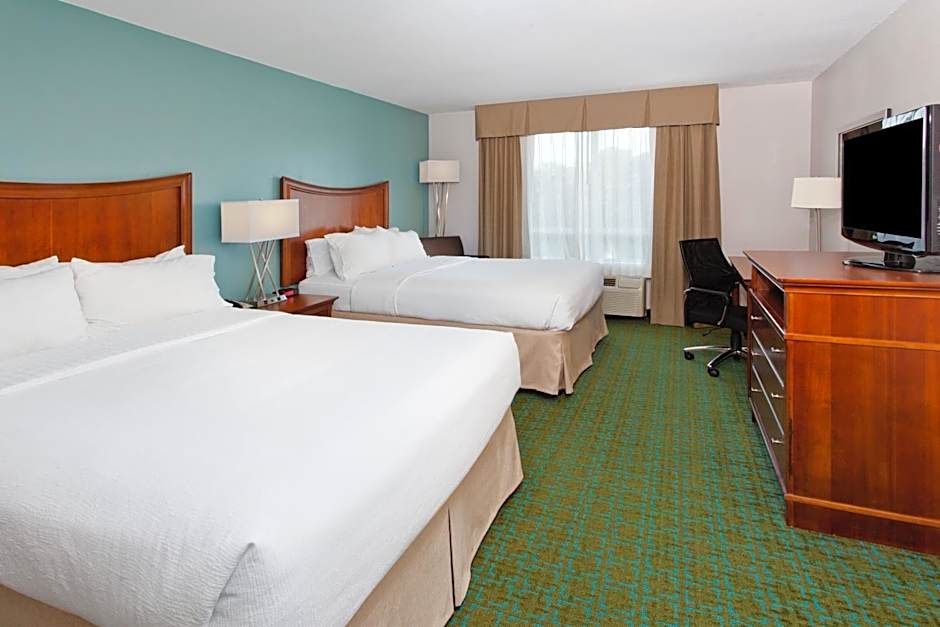 DoubleTree by Hilton Brunswick