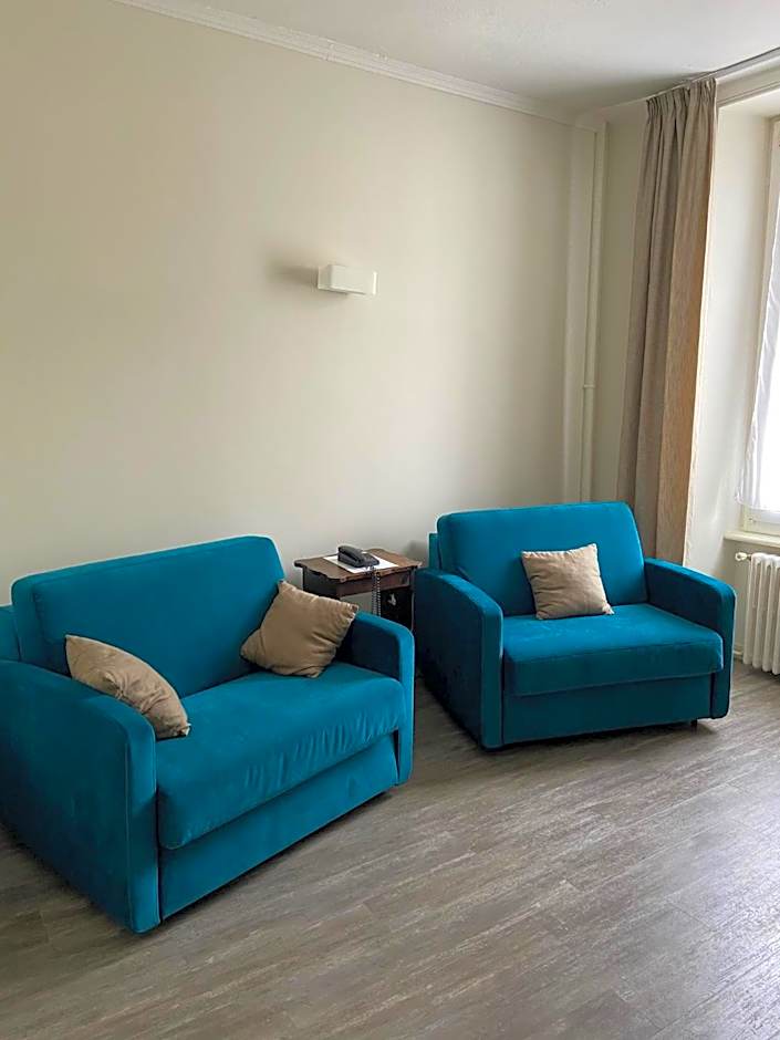 Hôtel De France - Restaurant L'insolite