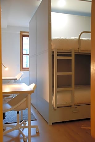 4-Bed Mixed Dormitory Room